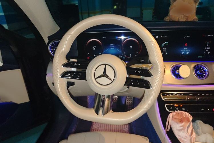 Used Mercedes-Benz E-Class 2021 Facelift E 260 Coupe Steering Wheel
