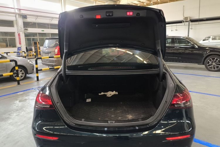 Used Mercedes-Benz E-Class 2021 Restyled E 300 L Sporty and Stylish Edition Trunk