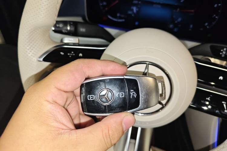 Used Mercedes-Benz E-Class 2021 Facelift E 260 Coupe Vehicle Key