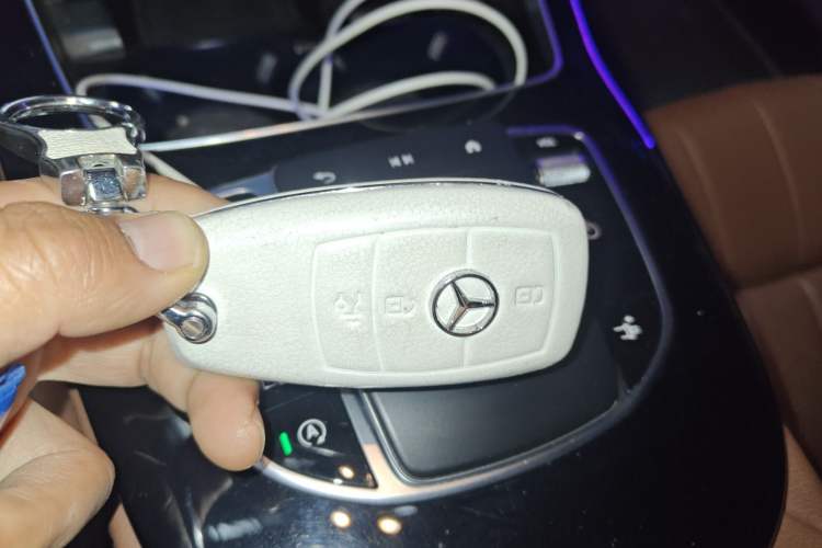 Used Mercedes-Benz E-Class 2021 E 260 Coupe Vehicle Key
