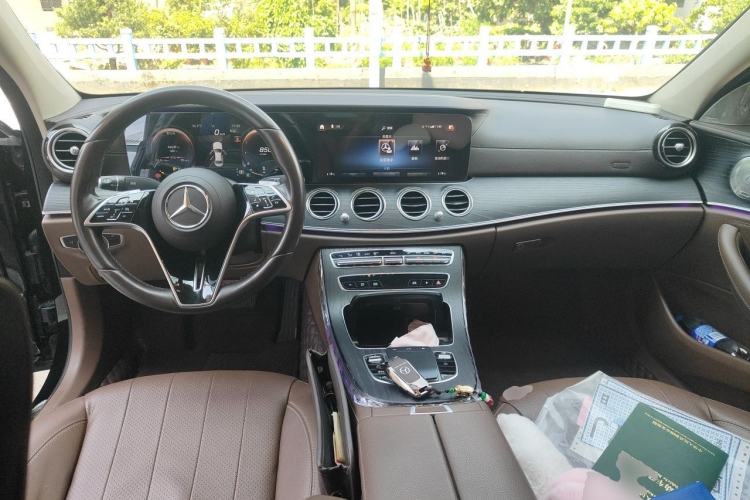 Used Mercedes-Benz E-Class 2021 E 300 L Stylish Model Center Console