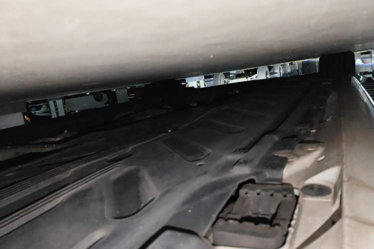 Used Mercedes-Benz E-Class 2021 E 300 Coupe Chassis Rear Left