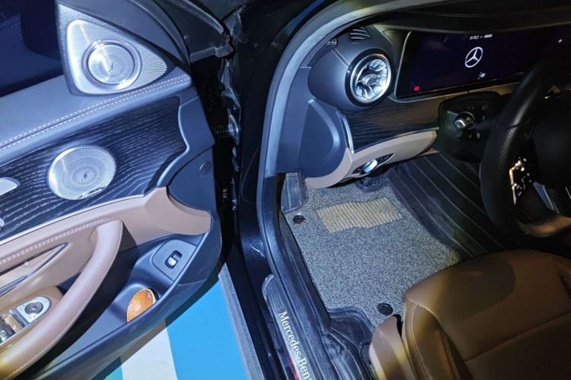 Used Mercedes-Benz E-Class 2021 Restyled E 300 L Sport Luxury Edition Driver Seat