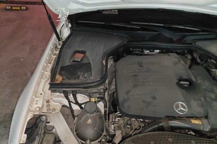 Used Mercedes-Benz E-Class 2021 E 300 Coupe Engine Bay Right