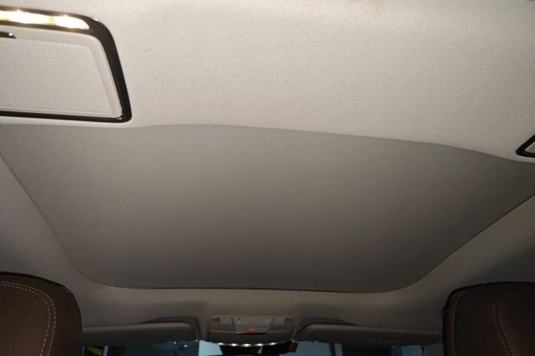 Used Mercedes-Benz E-Class 2021 Facelift E 300 L Stylish Edition Headliner