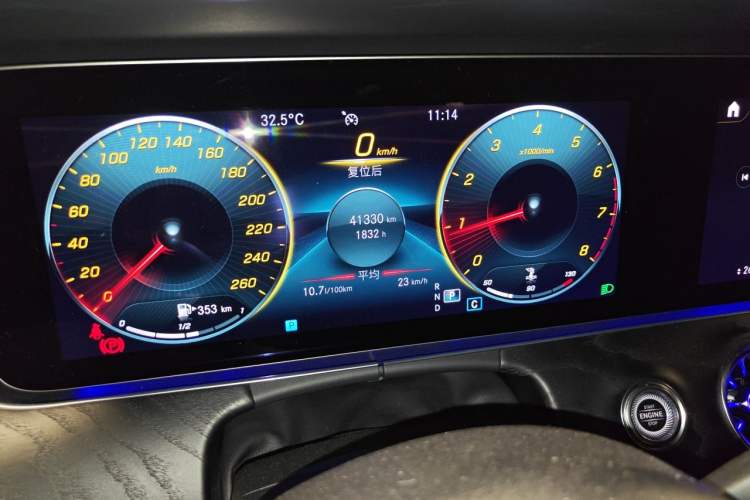 Used Mercedes-Benz E-Class 2021 Restyled E 260 Luxury Sports Edition Odometer Close Up