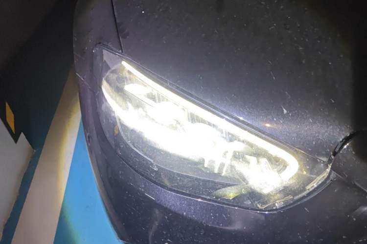 Used Mercedes-Benz E-Class 2021 Restyled E 300 L Sport Luxury Edition Right Front Headlight