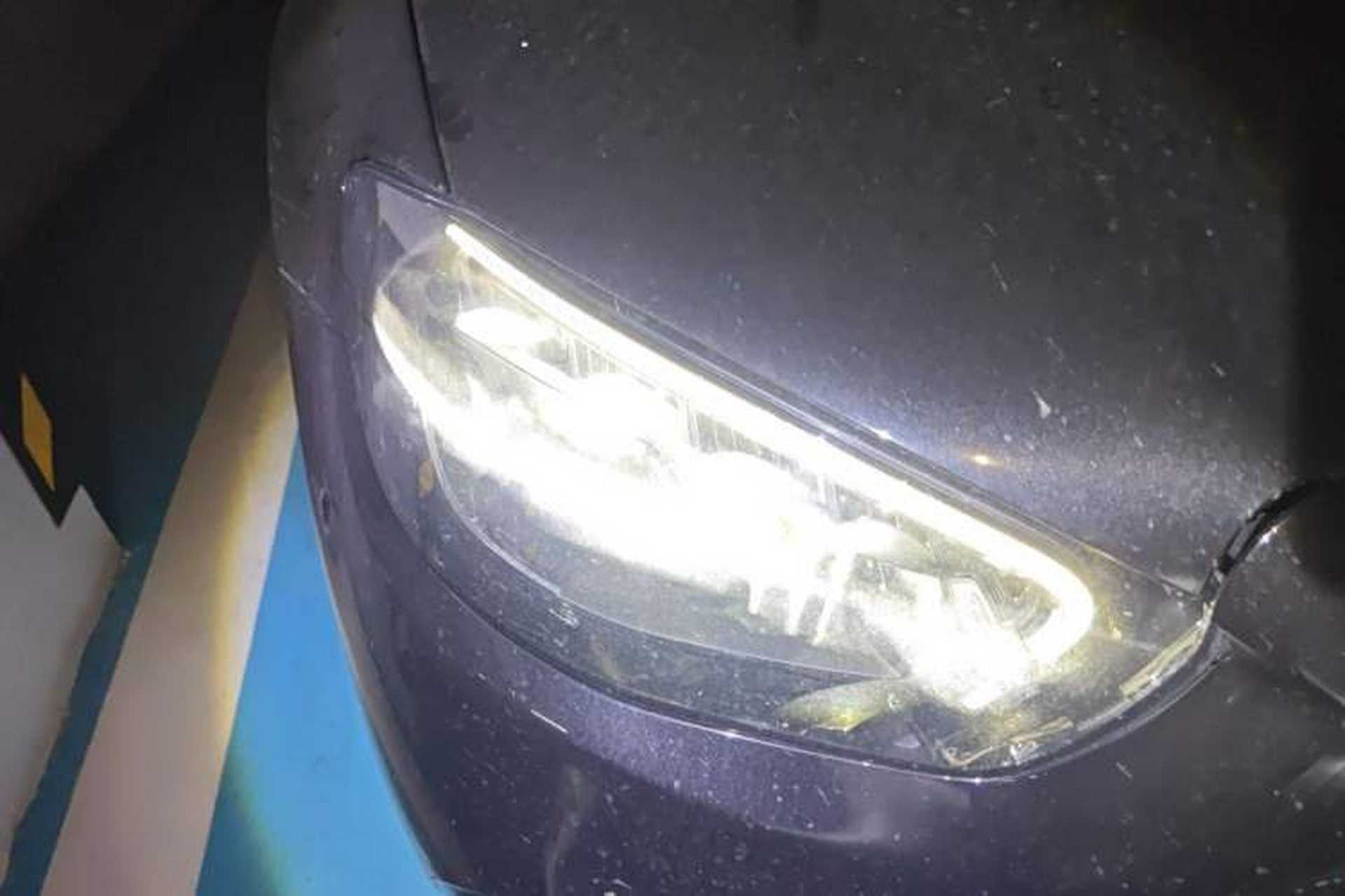 Used Mercedes-Benz E-Class 2021 Restyled E 300 L Sport Luxury Edition Right Front Headlight