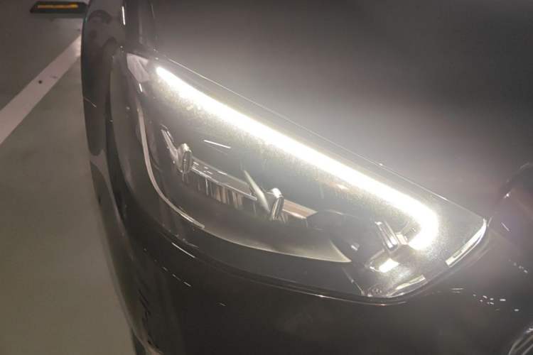 Used Mercedes-Benz E-Class 2021 Facelift E 300 L Stylish Edition Right Front Headlight