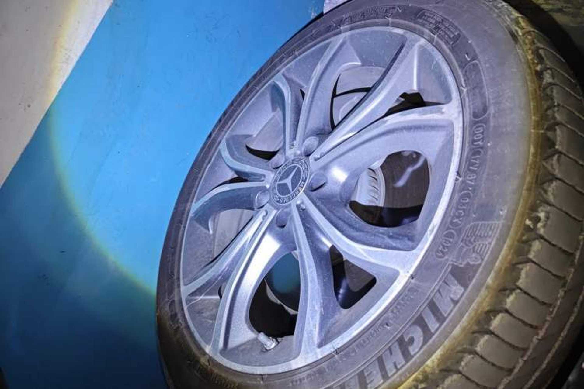 Used Mercedes-Benz E-Class 2021 Restyled E 300 L Sport Luxury Edition Right Front Wheel Hub