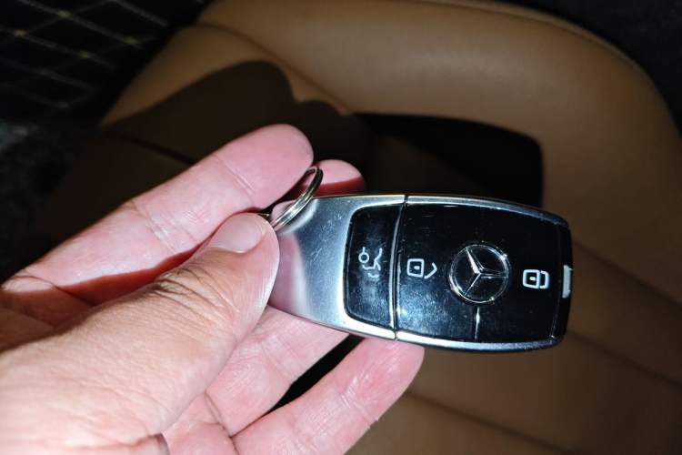 Used Mercedes-Benz E-Class 2021 E 300 Coupe Vehicle Key