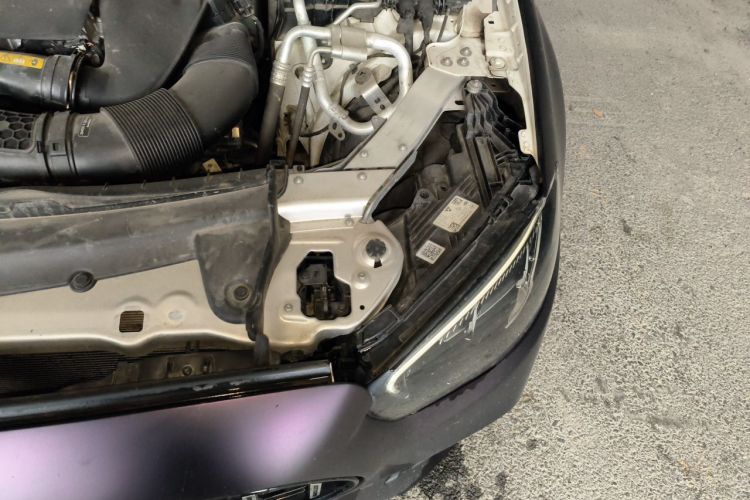 Used Mercedes-Benz E-Class 2021 Updated E 260 Fashion Sport Edition Engine Bay Left