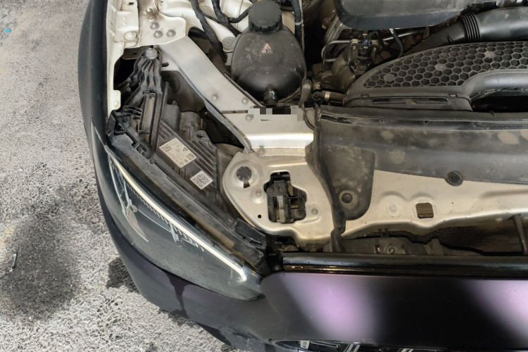 Used Mercedes-Benz E-Class 2021 Updated E 260 Fashion Sport Edition Engine Bay Right