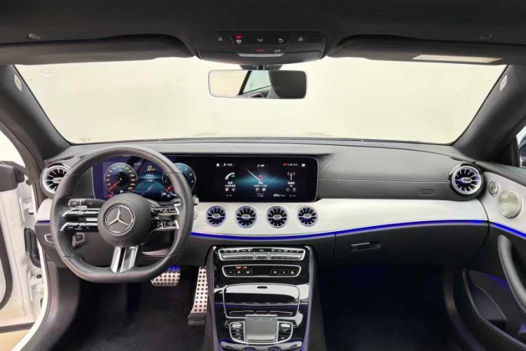 Used Mercedes-Benz E-Class 2021 Facelift E 260 Coupe Interior 3