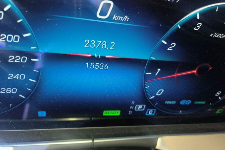 Used Mercedes-Benz E-Class 2021 E 260 Coupe Odometer Close Up