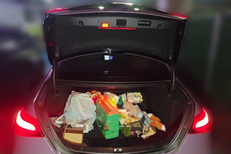 Used Mercedes-Benz E-Class 2021 Updated E 260 Fashion Sport Edition Trunk