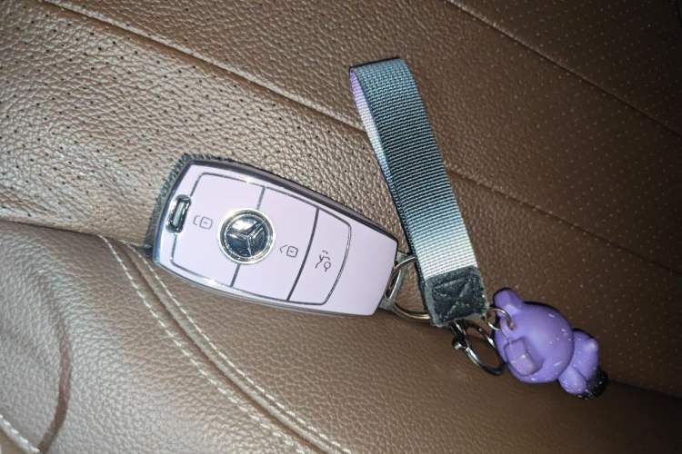 Used Mercedes-Benz E-Class 2021 Updated E 260 Fashion Sport Edition Vehicle Key