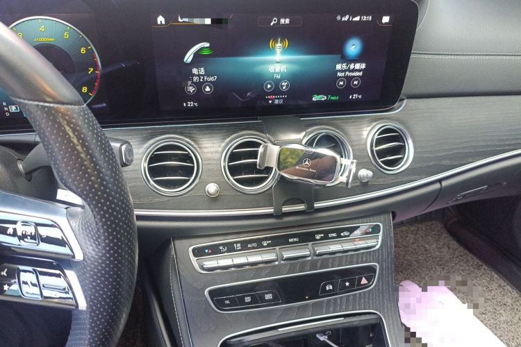 Used Mercedes-Benz E-Class 2021 Updated E 260 Fashion Sport Edition Audio And AC Panel