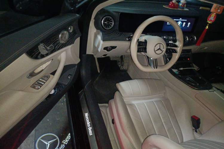 Used Mercedes-Benz E-Class 2021 E 260 Coupe Driver Seat