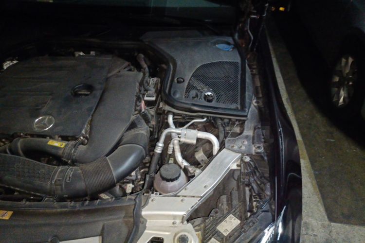 Used Mercedes-Benz E-Class 2021 E 260 Coupe Engine Bay Left