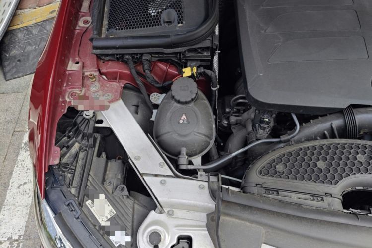 Used Mercedes-Benz E-Class 2021 E 260 Convertible Coupe Engine Bay Right