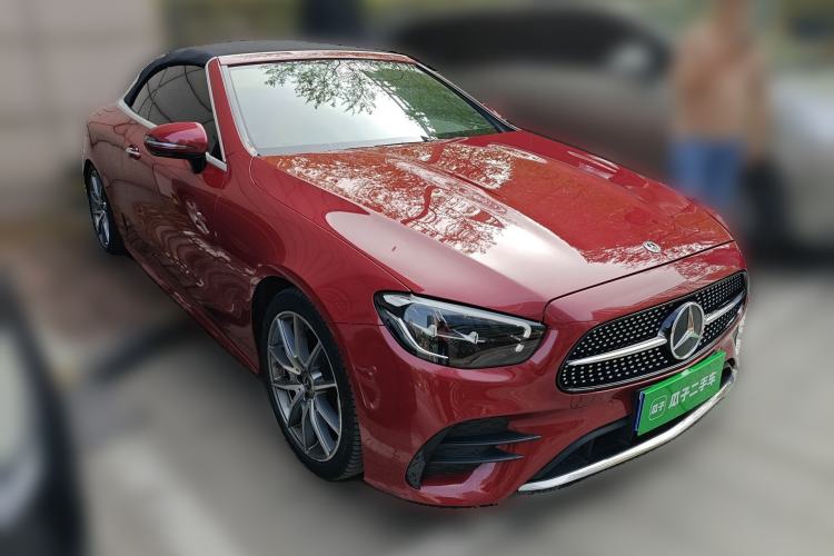 Used Mercedes-Benz E-Class 2021 E 260 Convertible Coupe Front Right 45 Deg