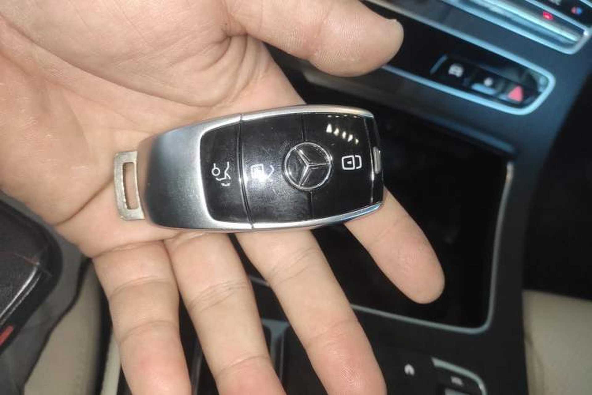 Used Mercedes-Benz E-Class 2021 Restyled E 300 L Sporty and Stylish Edition Interior 1