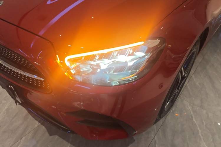 Used Mercedes-Benz E-Class 2021 Updated E 260 Fashion Sport Edition Left Front Headlight