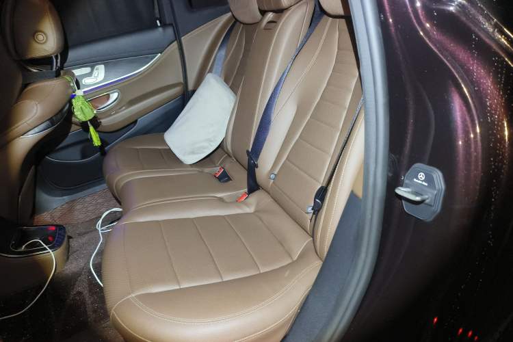 Used Mercedes-Benz E-Class 2021 E 300 L Sport Luxury Edition Left Rear Seat