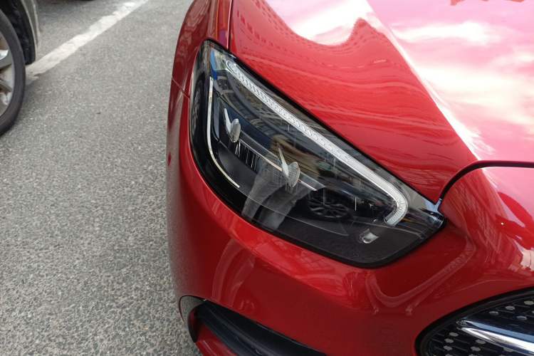 Used Mercedes-Benz E-Class 2021 Updated E 260 Fashion Sport Edition Right Front Headlight