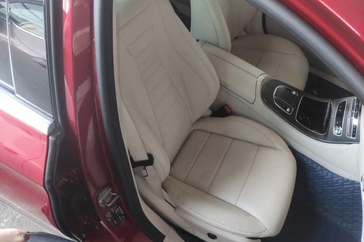 Used Mercedes-Benz E-Class 2021 Restyled E 300 L Sporty and Stylish Edition Right Front Seat