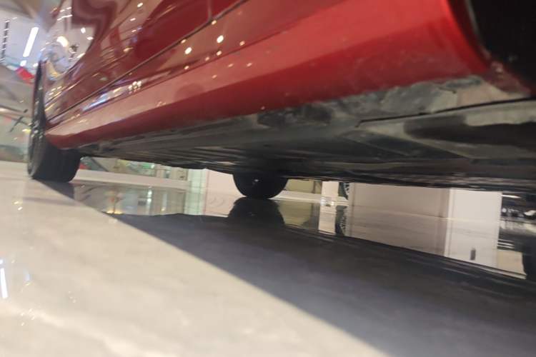 Used Mercedes-Benz E-Class 2021 Updated E 260 Fashion Sport Edition Right Side Sill