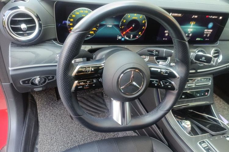 Used Mercedes-Benz E-Class 2021 Updated E 260 Fashion Sport Edition Steering Wheel