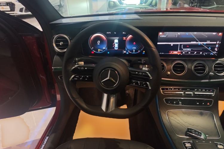 Used Mercedes-Benz E-Class 2021 Updated E 260 Fashion Sport Edition Steering Wheel
