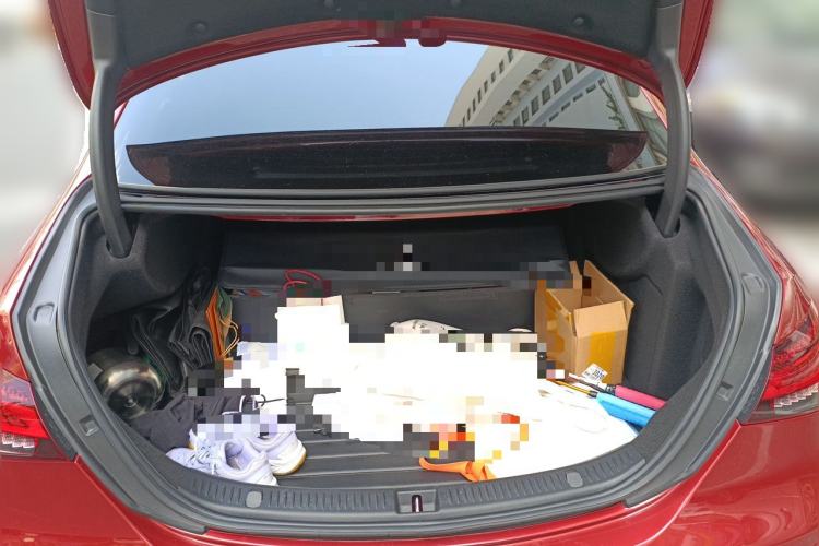 Used Mercedes-Benz E-Class 2021 Updated E 260 Fashion Sport Edition Trunk