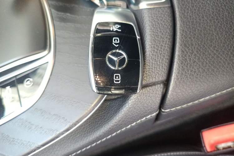 Used Mercedes-Benz E-Class 2021 Updated E 260 Fashion Sport Edition Vehicle Key