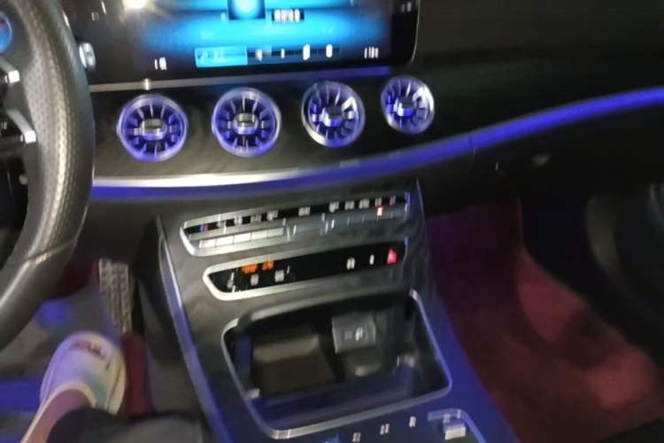Used Mercedes-Benz E-Class 2021 E 260 Coupe Audio And AC Panel