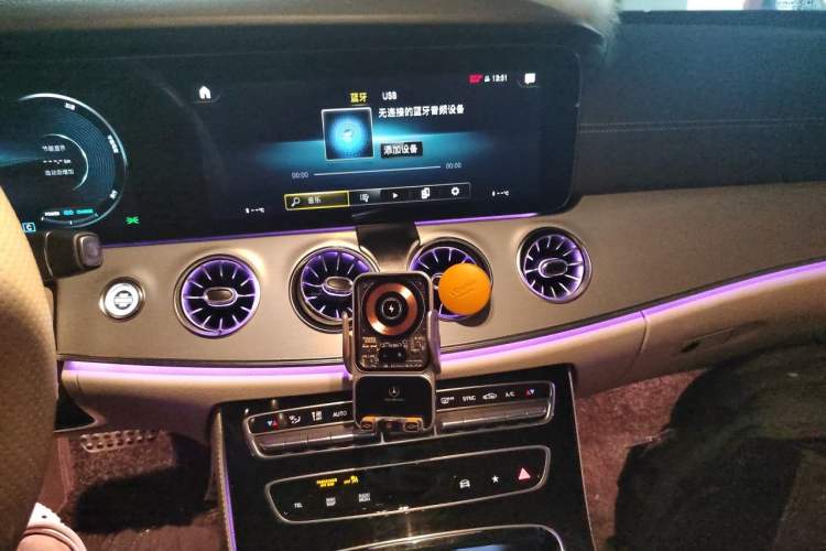 Used Mercedes-Benz E-Class 2021 E 260 Convertible Coupe Audio And AC Panel