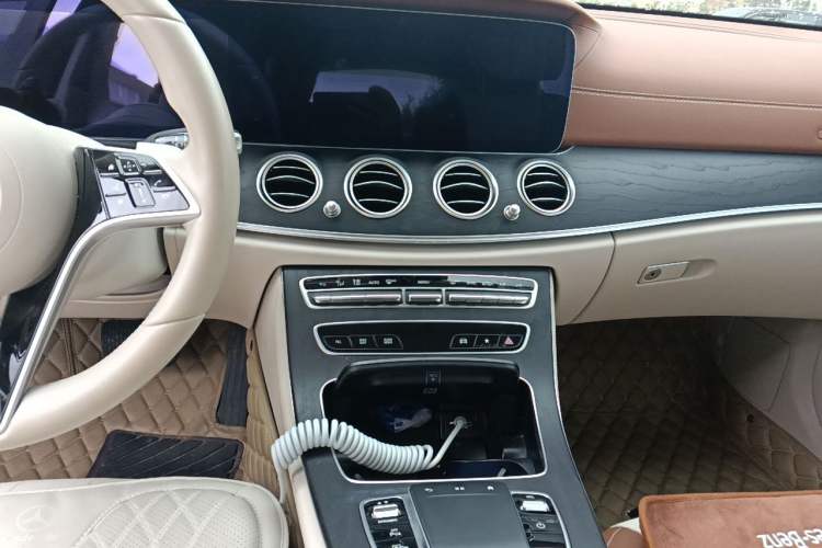 Used Mercedes-Benz E-Class 2021 Facelift E 300 L Stylish Edition Audio And AC Panel