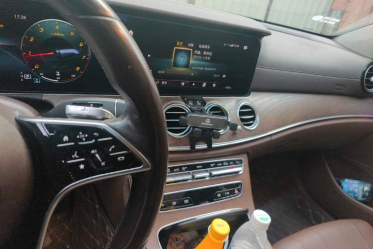 Used Mercedes-Benz E-Class 2021 Facelift E 260 L Audio And AC Panel