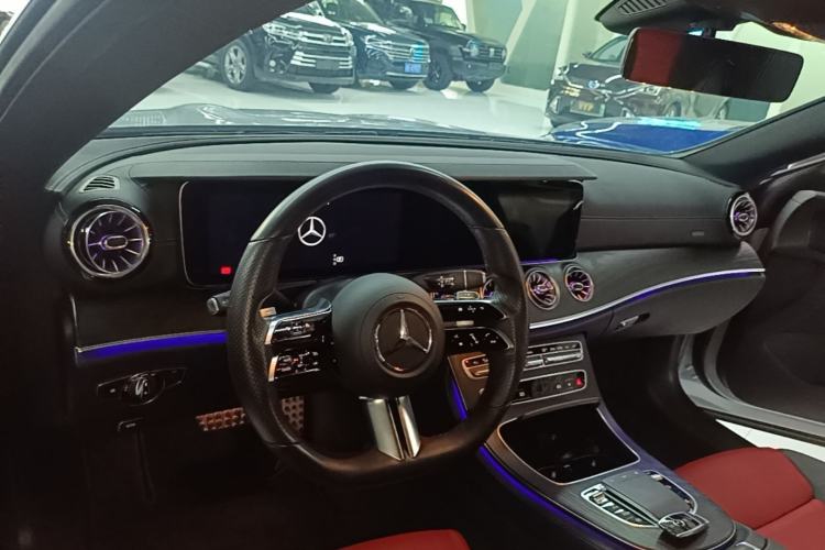 Used Mercedes-Benz E-Class 2021 E 260 Coupe Center Console