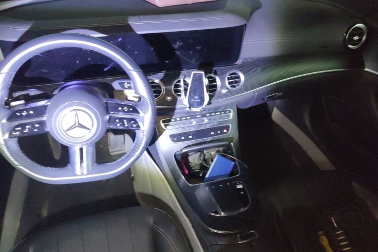 Used Mercedes-Benz E-Class 2021 E 260 Stylish Sports Edition Center Console