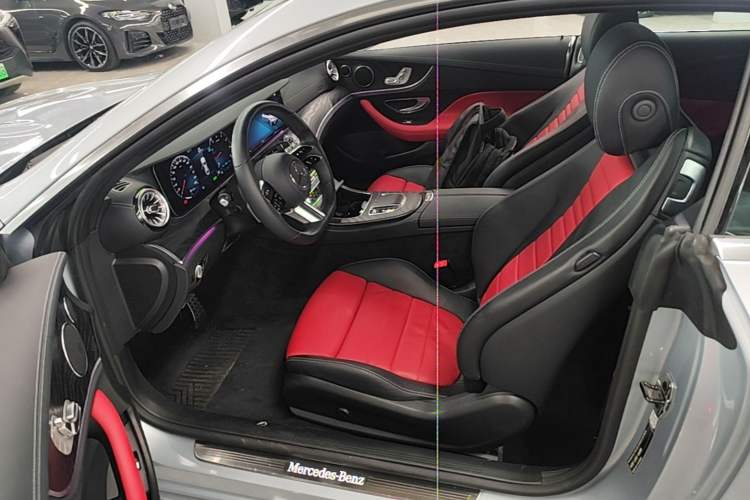 Used Mercedes-Benz E-Class 2021 E 260 Coupe Driver Seat