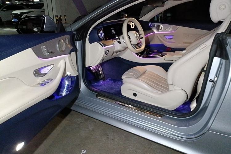 Used Mercedes-Benz E-Class 2021 E 260 Coupe Driver Seat