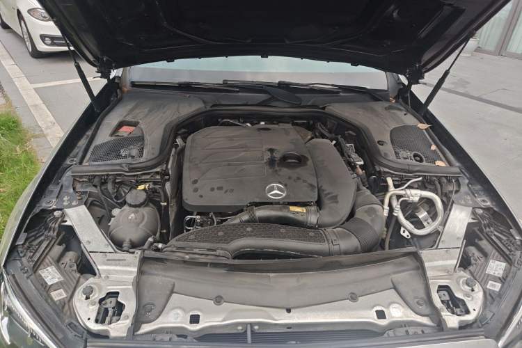 Used Mercedes-Benz E-Class 2021 Facelift E 260 L Sport Edition Engine Bay