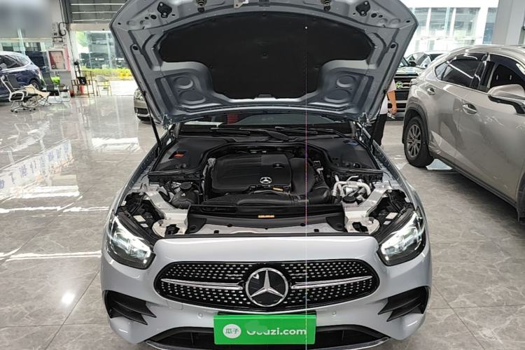 Used Mercedes-Benz E-Class 2021 E 260 Coupe Engine Bay