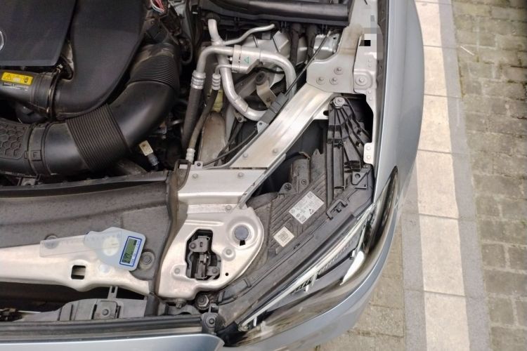 Used Mercedes-Benz E-Class 2021 Facelift E 260 L Sport Edition Engine Bay Left