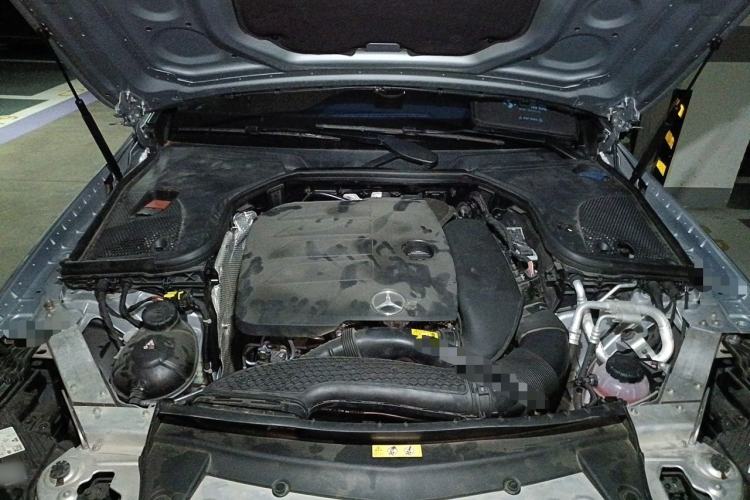 Used Mercedes-Benz E-Class 2021 E 260 Coupe Engine Bay