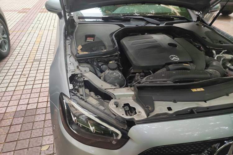 Used Mercedes-Benz E-Class 2021 E 260 Coupe Engine Bay Right