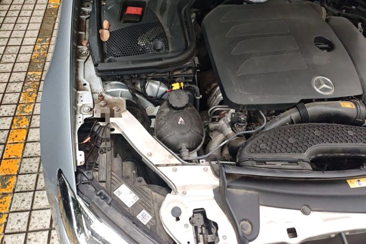Used Mercedes-Benz E-Class 2021 E 260 Coupe Engine Bay Right